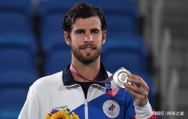 动着观众的 动着观众的